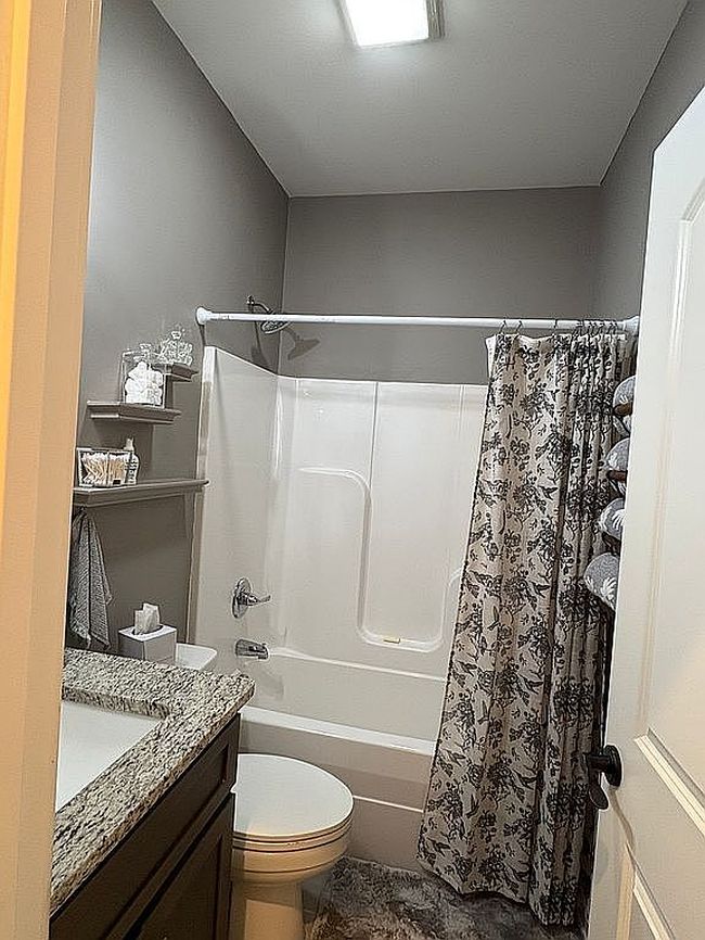 Image of 4170 Beechwood Ln