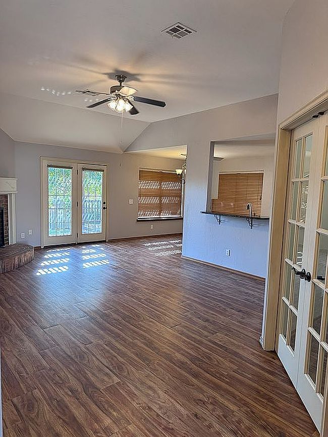 Additional photo 2 of property located at 13317 Mayberry Pl