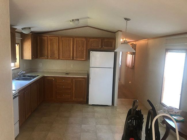 Photo of 204 Caravan Ln, Butler, PA
