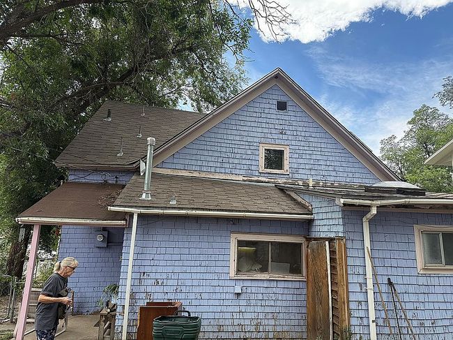 Photo of 2402 W Uintah St