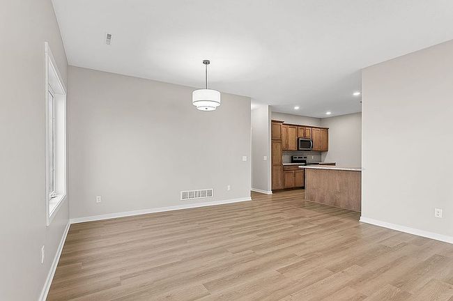 605 Northwood Pl, Janesville, MN