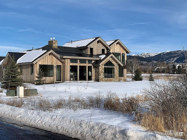 Image of 82 Hastings Dr