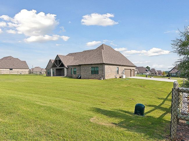 Photo of 8205 E 107th St N, Owasso, OK
