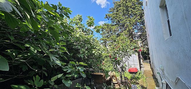 Photo of 1022 Dahill Rd, Brooklyn, NY