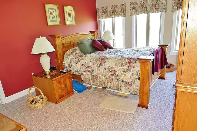 Image of 456 Woodlake Blvd