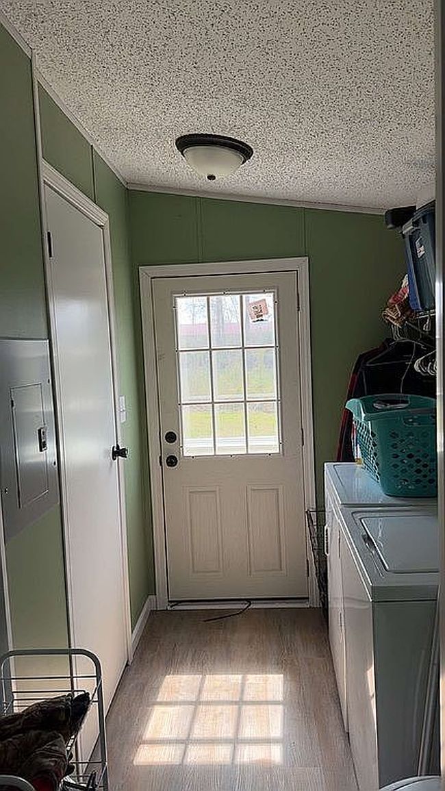 Photo of 4 Warren Way, Dix, IL