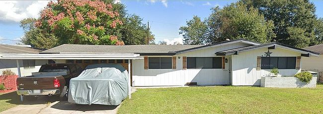 Photo of 1718 Lakecrest Dr