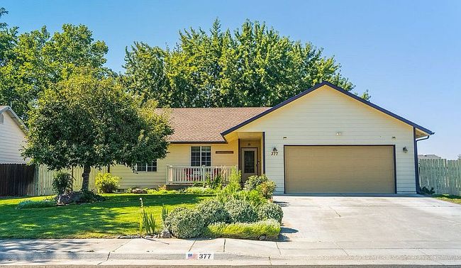 Photo of 377 Nw 10th St, Hermiston, OR