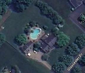 Preview of property located at 4952 Gloucester Dr