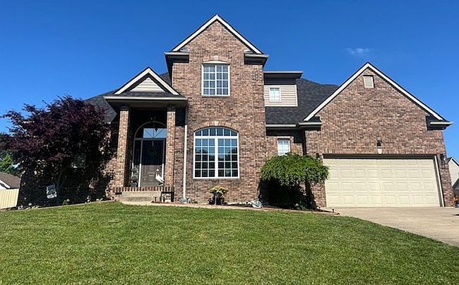 Preview of property located at 847 Meadowcrest Cir