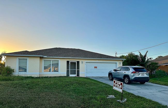 Preview of property located at 913 Sara Ave N