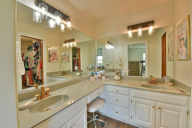 Image of 105 Summit Dr