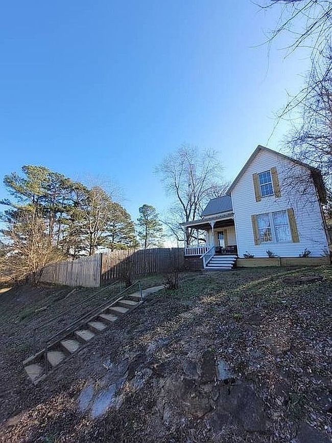 Photo of 920 Walker Ave, Mammoth Spring, AR