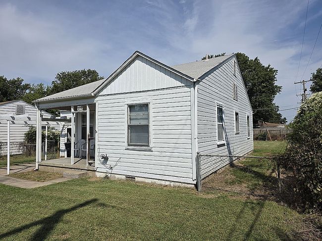 Additional photo 1 of property located at 2551 E Newton St