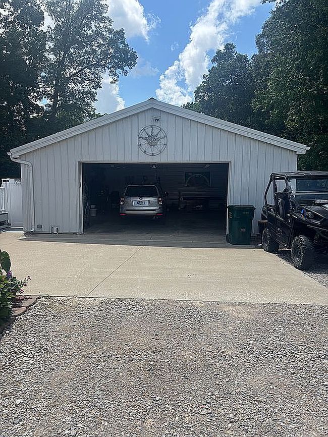 Photo of 2814 N Red Bank Rd, Evansville, IN