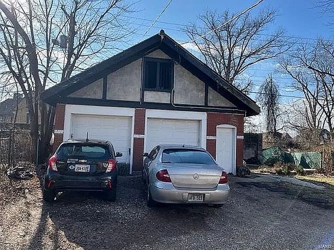 Image of 5530 Etzel Ave