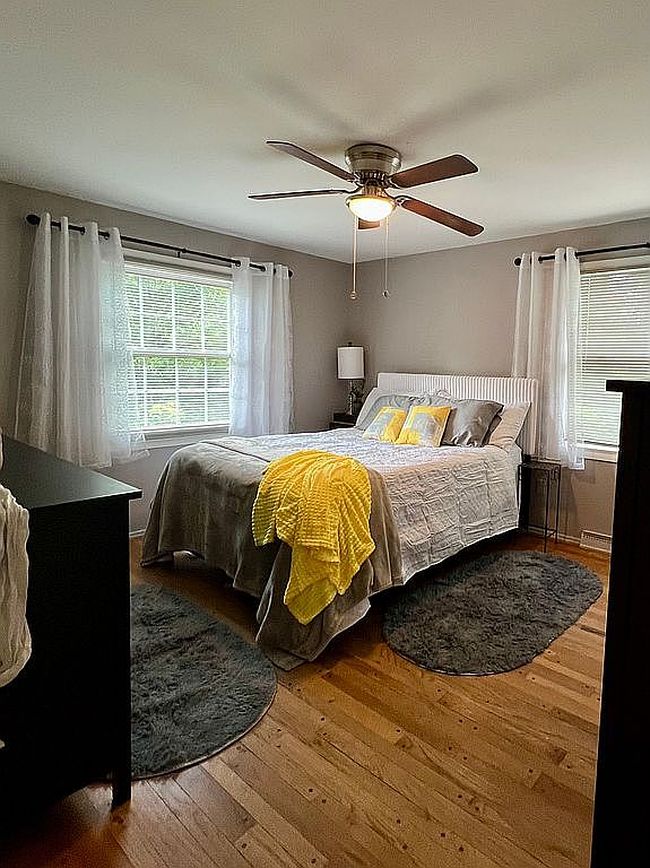 Photo of 2221 Washington Rd, Pittsburgh, PA