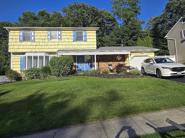 Photo of 25 Soundway Dr, Rocky Point, NY