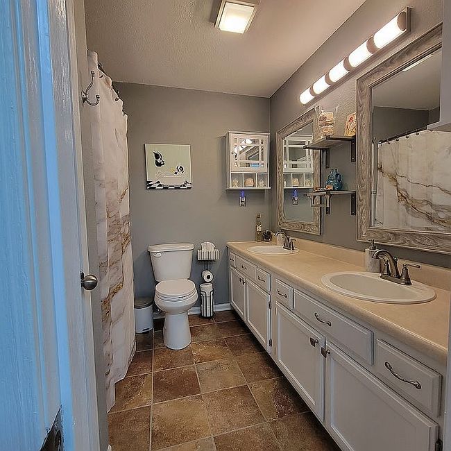 Photo of 226 Hunt Club Cir, Galena, MO