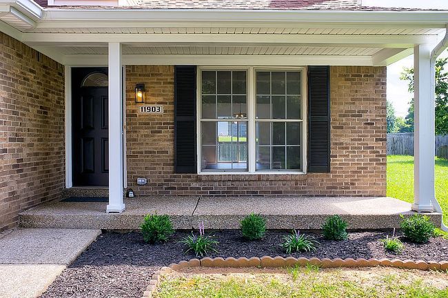 Photo of 11903 Anoka Ct, Louisville, KY