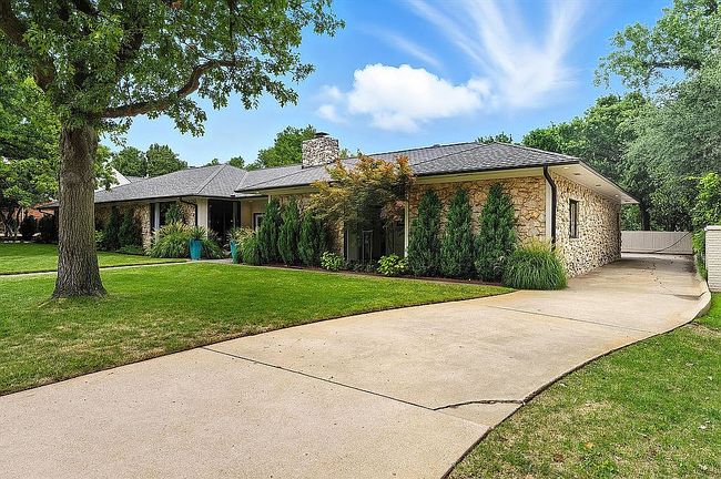 Additional photo 2 of property located at 12008 Quail Creek Rd