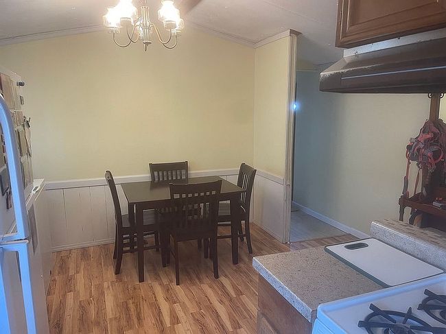 Additional photo 3 of property located at 311 W Center St