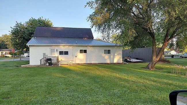 Photo of 500 Russell St, Oakville, IA