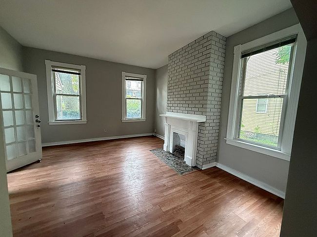 Photo of 1323 Vance Ave, Coraopolis, PA
