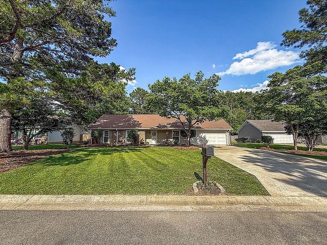 Image of 113 Heather Pl