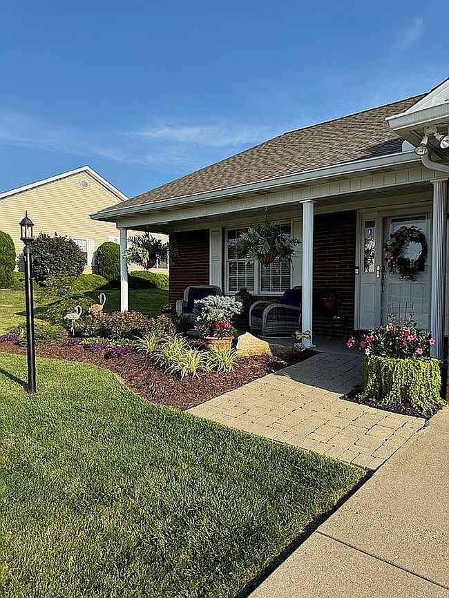 Photo of 51982 Blue Spruce Dr, Saint Clairsville, OH