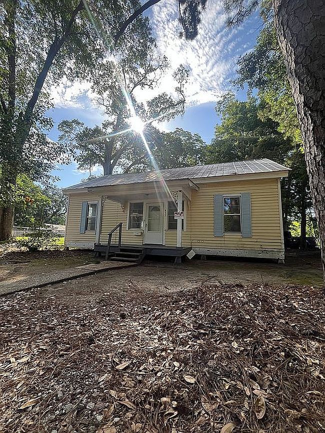 Photo of 415 Court St, Ville Platte, LA