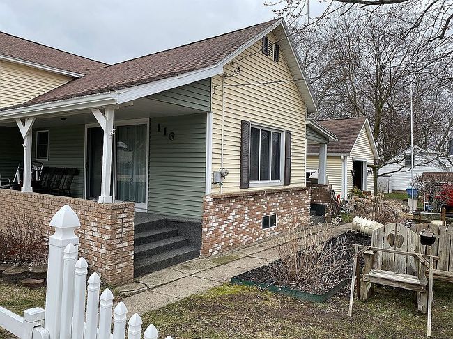 Photo of 116 N Main St, Casnovia, MI