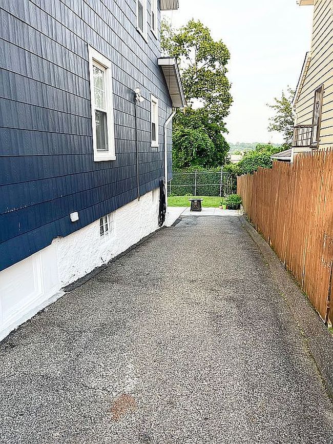 Photo of 3992 Rombouts Ave, Bronx, NY
