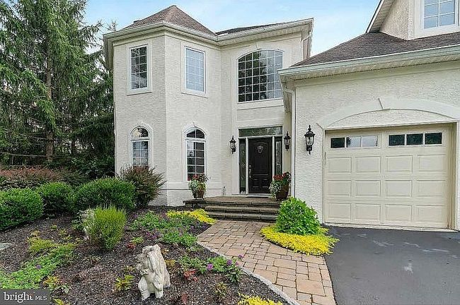 Additional photo 1 of property located at 44 Lenape Dr