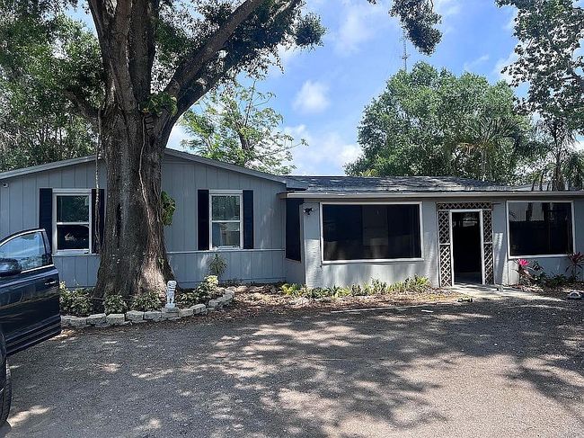 Image of 27 Tucker Ave