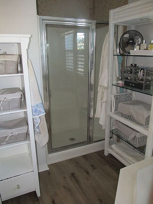 Additional photo 2 of property located at 22749 Lake South Dr