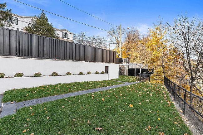 Image of 88 Sterling Ave