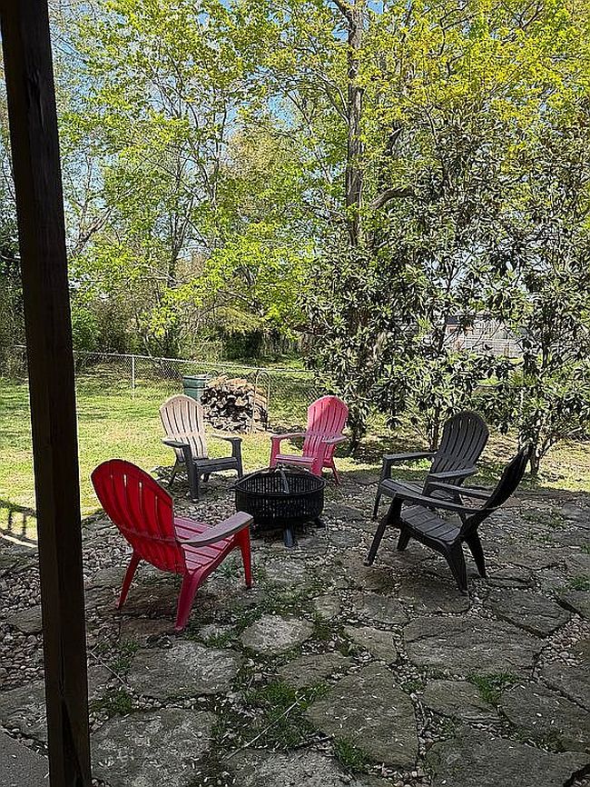 Image of 401 Brookhill Ln