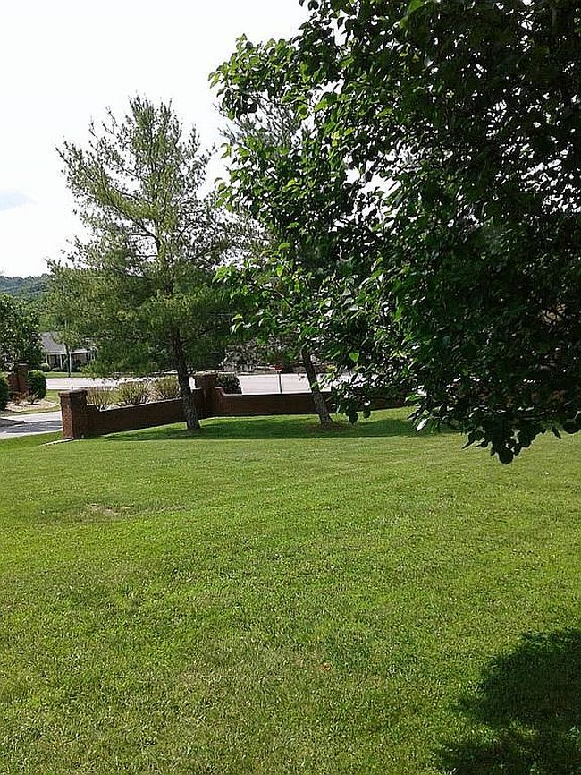 Photo of 19 Hickory Dr, Morehead, KY