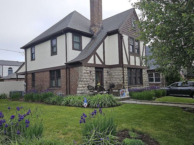 Image of 165 Central Ave