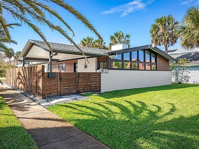 Preview of property located at 1832 1st St