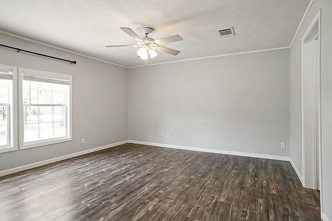 Photo of 948 County Road 3840, Bridgeport, TX