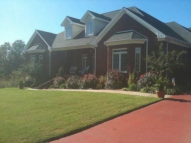 Photo of 396 Woodlake Blvd, Tazewell, TN