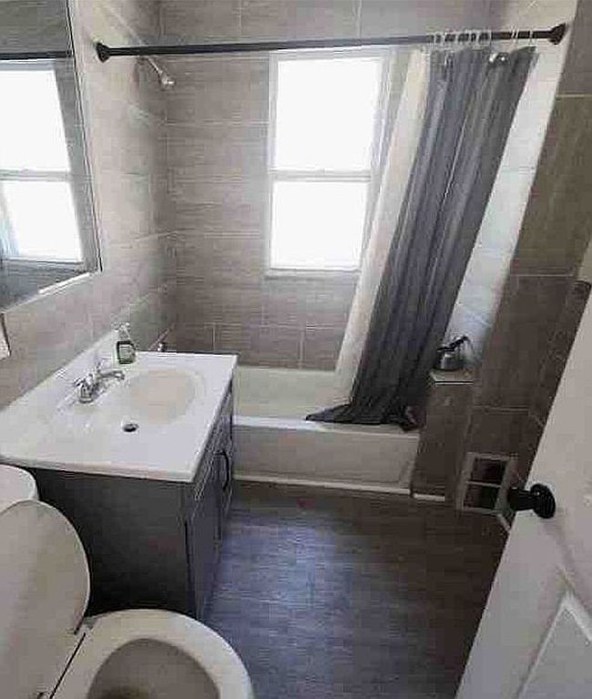 Photo of 13346 S Carondolet Ave, Chicago, IL