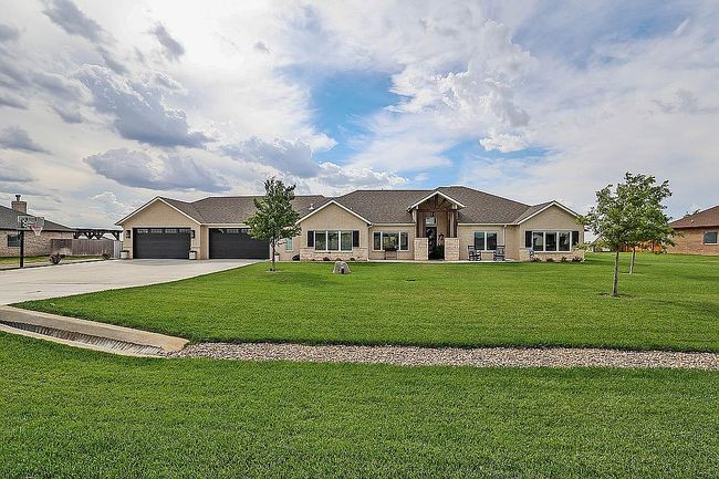 Additional photo 2 of property located at 14104 Lobelia Pl