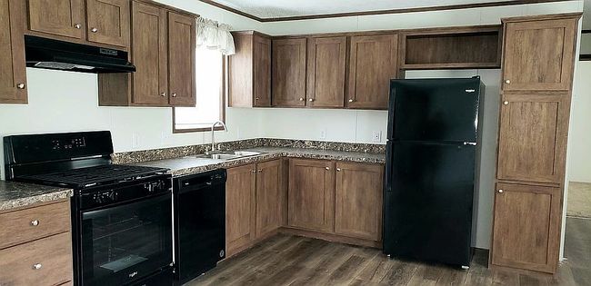 Photo of 329 Elizabeth Way, Bradenville, PA