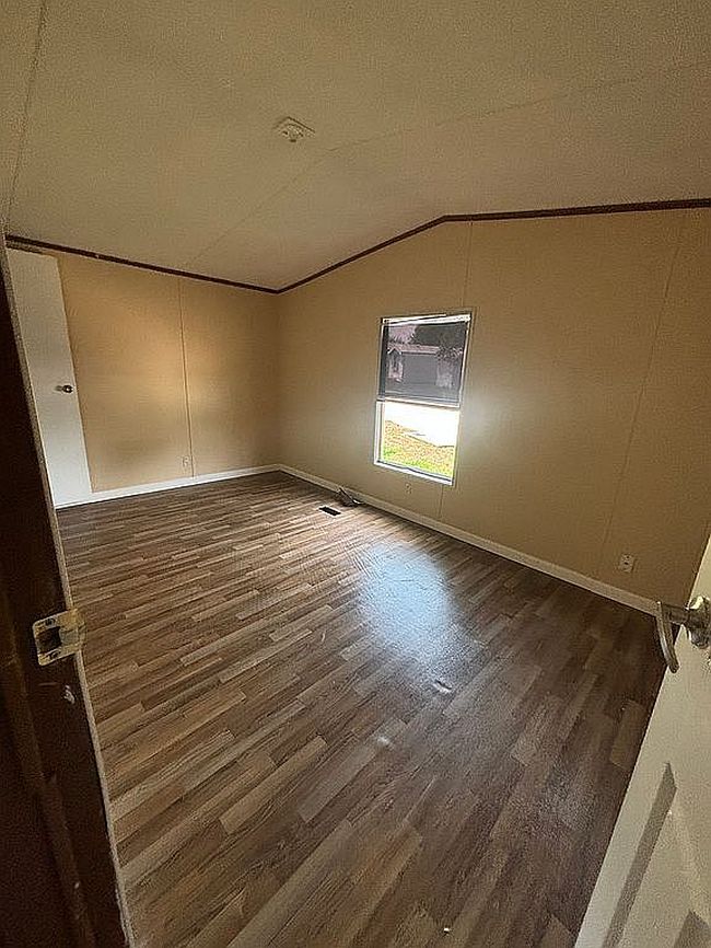 Image of 135 Park Ln