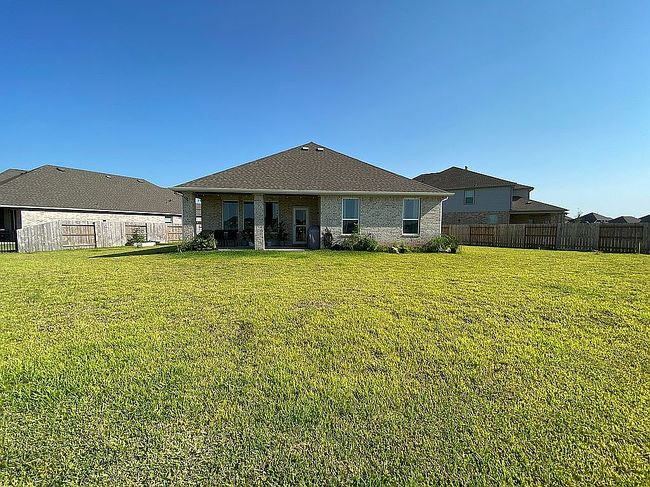 Photo of 1700 Daylight Lake Dr, Katy, TX