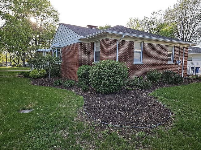 Image of 1926 S 23rd St
