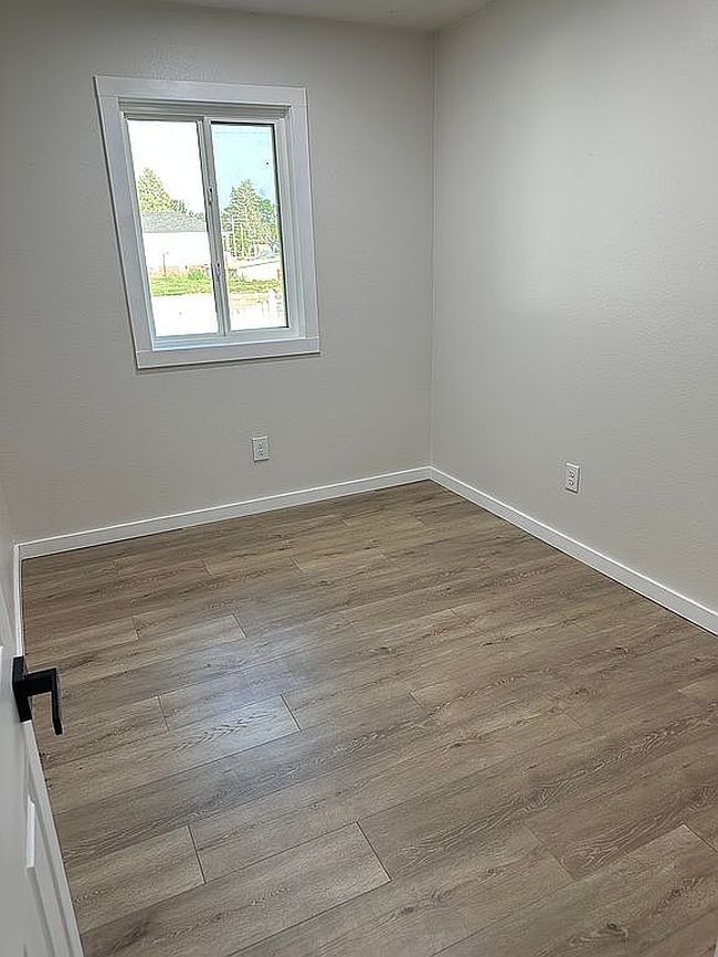 Photo of 1712 22nd Ave, Mitchell, NE